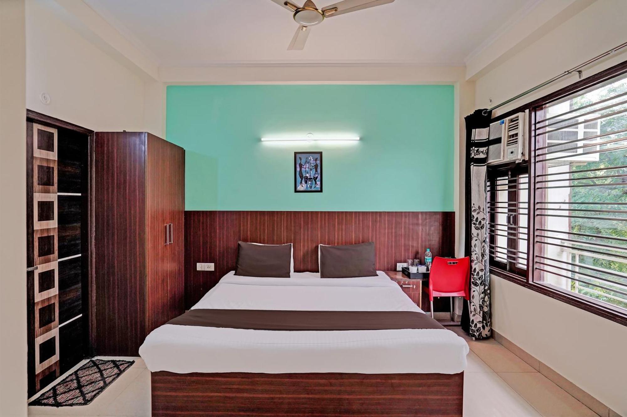 Hotel O Golden Imperial Greater Noida Exterior photo